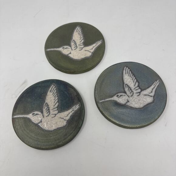 Set Of 3 Vintage J Dillon Signed Pottery 4 1/4" Coasters Glazed Hummingbird - Picture 1 of 2